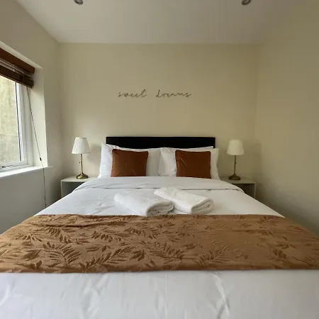 Holiday home Second Nest Islington Town House *