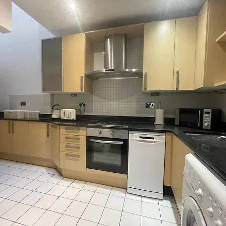 Second Nest Islington Town House London
