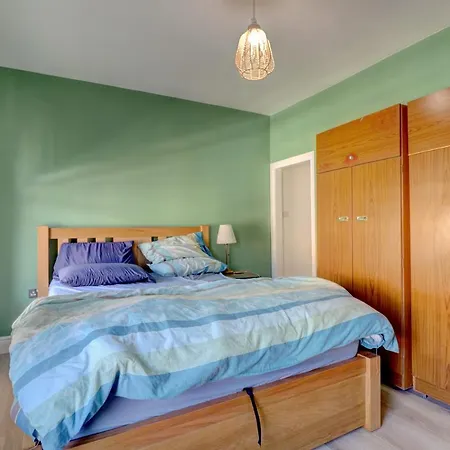 Homestay Davis Street