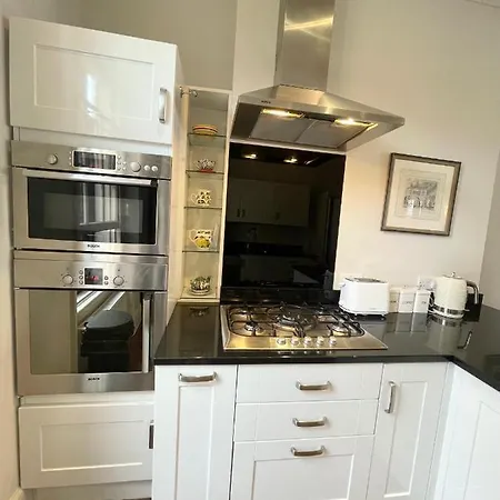 Victoria Maisonette Apartment