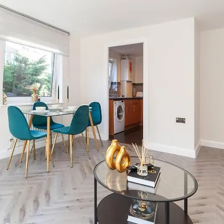 Apartment Chelsea Battersea Luxury 5 Star Prime Location
