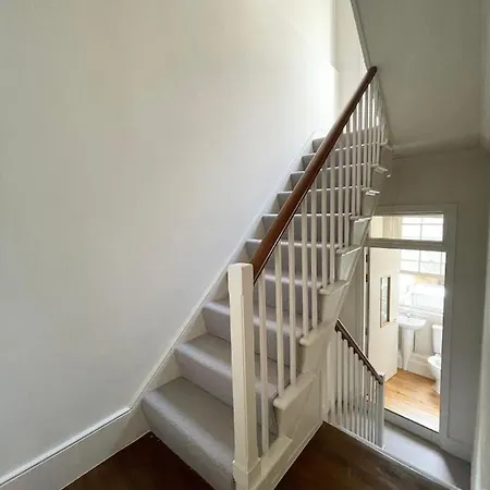Victoria Maisonette *
