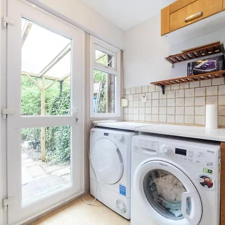 Apartment Peaceful Renovated 5bdr House Wgarden *