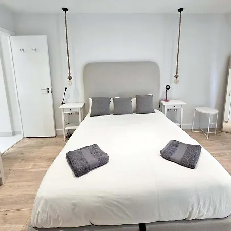 Beautiful 2 Bedroom Flat In Battersea Apartment London