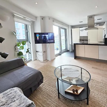Apartment Beautiful 2 Bedroom Flat In Battersea