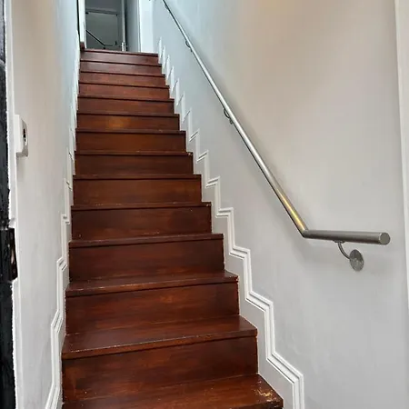 Apartment Flat In The Heart Of Hampstead, *