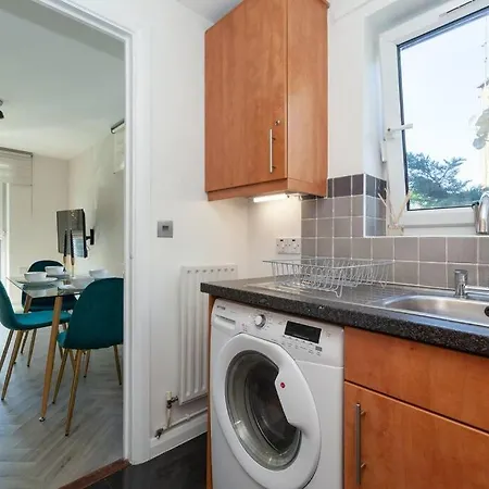Apartment Chelsea Battersea Luxury 5 Star Prime Location *