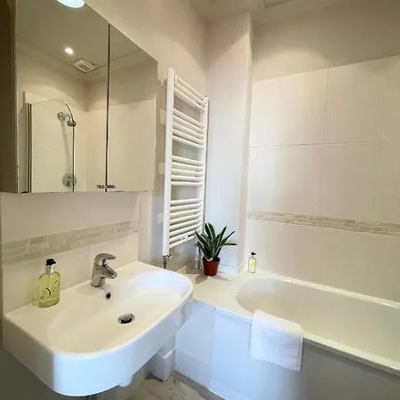 Victoria Maisonette Apartment *