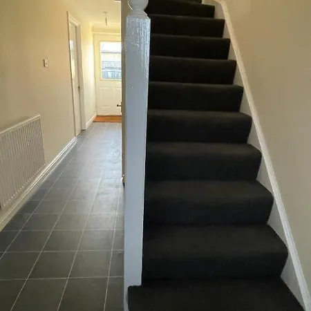 Lovely 3-bedroom Townhouse Harold Wood