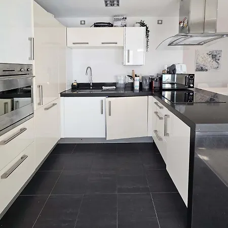 Apartment Beautiful 2 Bedroom Flat In Battersea London