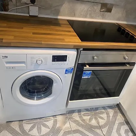 Apartment 1 Bedroom By Stratford