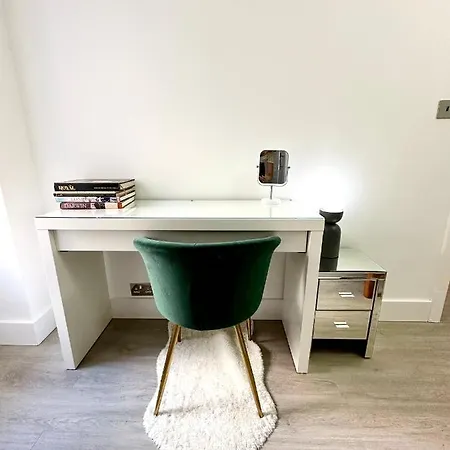 Vibrant 2-Bedroom Flat With Elevator In Marylebone, Close To Hyde Park & Edgware Road