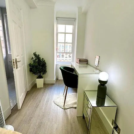 Vibrant 2-Bedroom Flat With Elevator In Marylebone, Close To Hyde Park & Edgware Road Apartment *