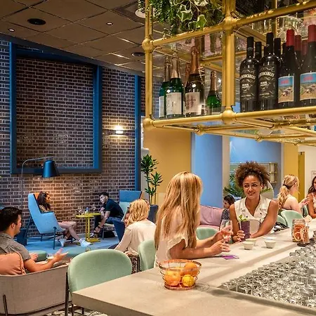 Yotel Hotel