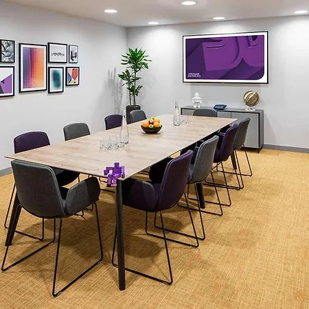 Yotel Hotel