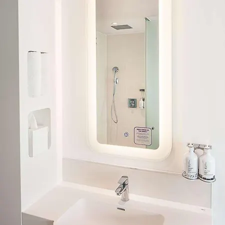 Yotel