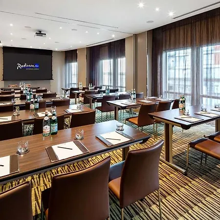 Radisson Blu Edwardian New Providence Wharf * 런던