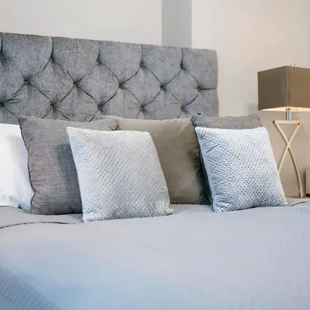 Hampstead Garden Flat-hosted By Sweetstay Apartament