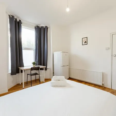 Leyton Comfy Double -50 * Λονδίνο