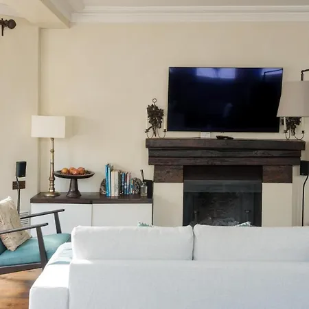 A Chelsea Retreat - 2 Bedroom With Garden And Parking Apartment *