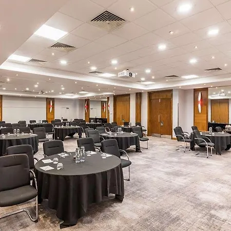 Hotel Radisson Red Heathrow *