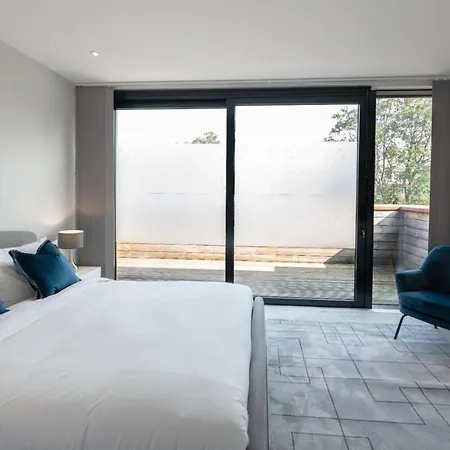 Apartment The Hampstead Hideout - Glamorous 3bdr Flat With Balcony London