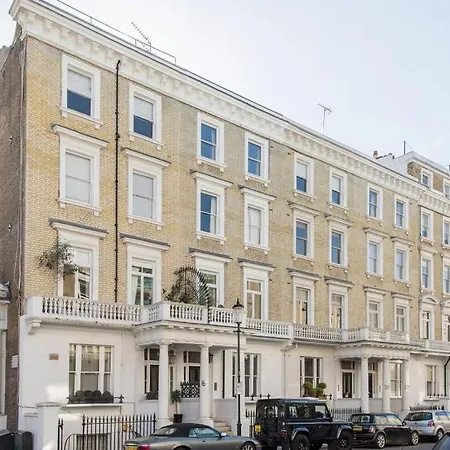 A Chelsea Retreat - 2 Bedroom With Garden And Parking * London