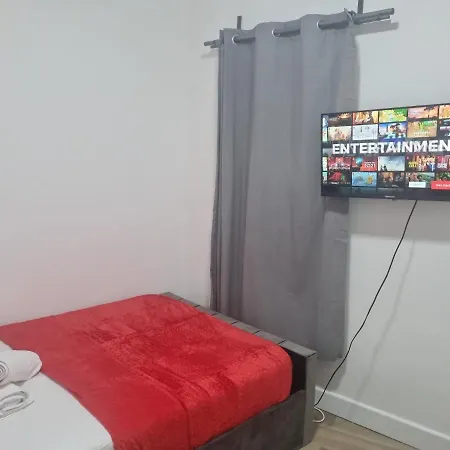 Apartment Tw11 - Book A Room Or Entire Apartment *