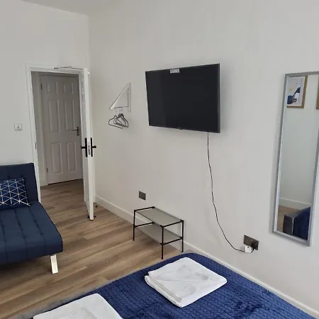 Apartment Tw11 - Book A Room Or Entire Apartment Teddington