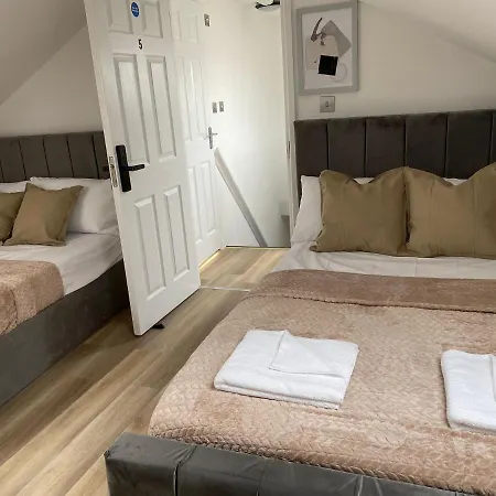 Tw11 - Book A Room Or Entire Apartment Apartment Teddington