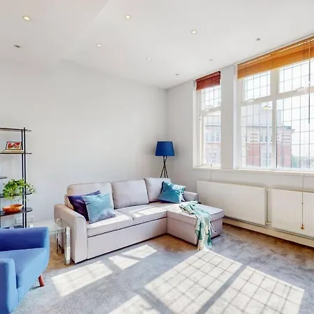Spacious 2 Bedroom Flat With Garden In Acton Apartamento Londres