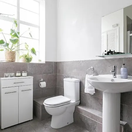 Chic 1 Bedroom In Bloomsbury, Sleeps 4 Apartment