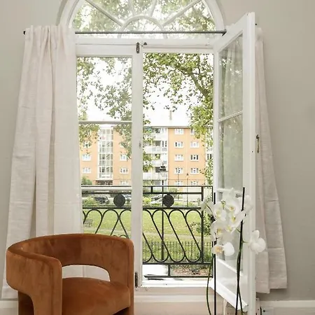 Chic 1 Bedroom In Bloomsbury, Sleeps 4 Apartment