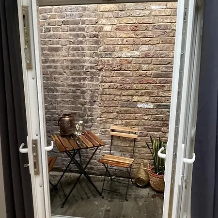 Notting Hill Studio Homestay London