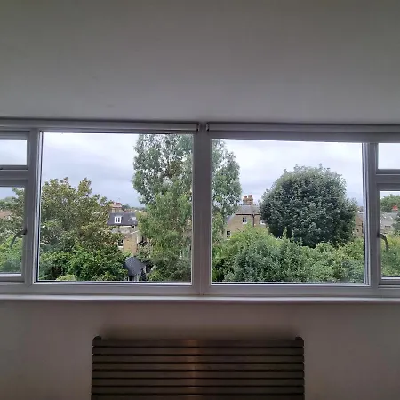 Apartment Bright Floor, 1 Bed In Great Location