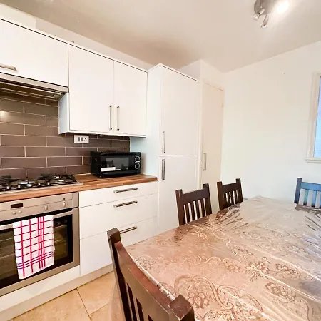 Apartment 36 O'leary Square *