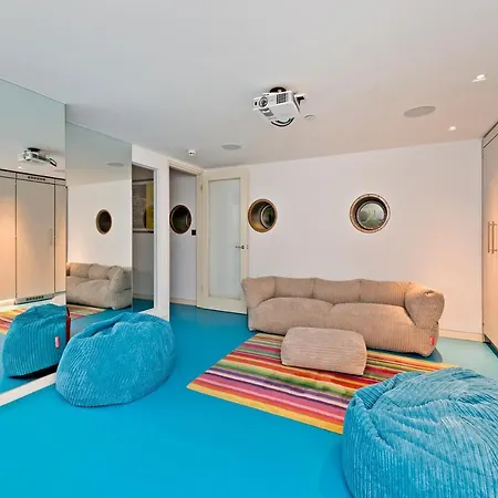 Holiday home Amazing South Kensington Mews House By Underthedoormat
