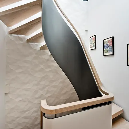 Amazing South Kensington Mews House By Underthedoormat *