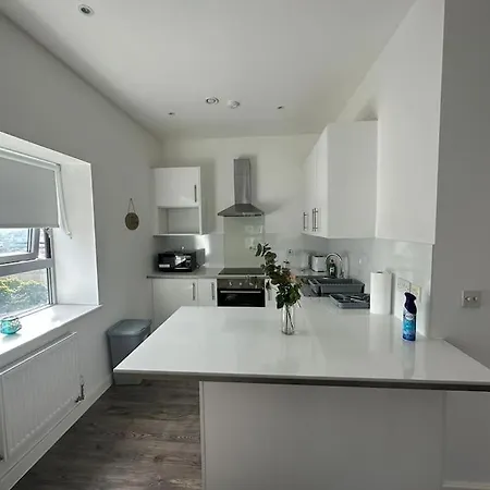 Delta Studio In London Dp77 Apartment