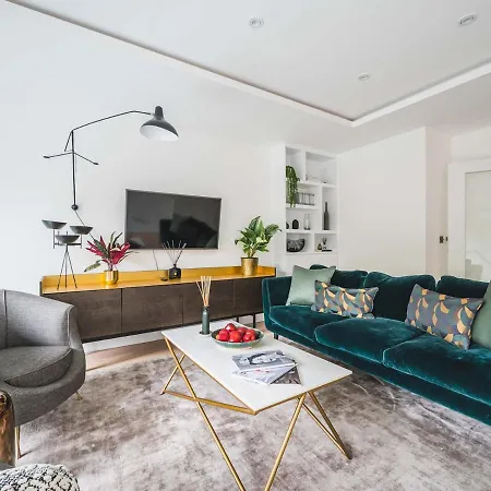 Pass The Keys Modern Ecotownhouse Dulwich Holiday home London