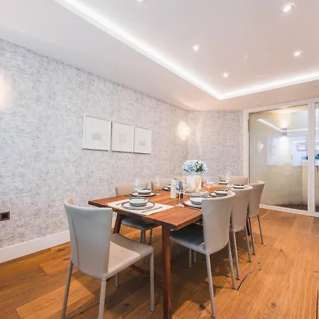 Holiday home Pass The Keys Modern Ecotownhouse Dulwich *