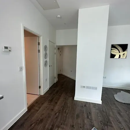 Delta Studio In London Dp77 Apartment *
