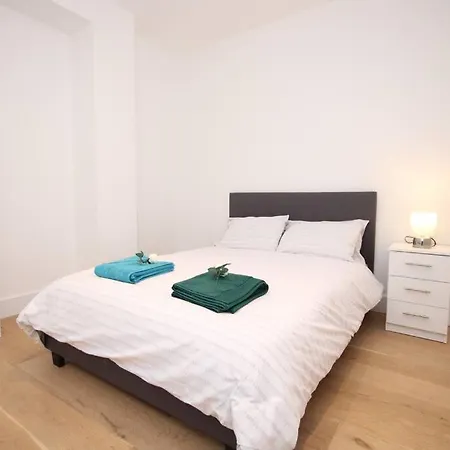 Lovely Flat In Baker Street