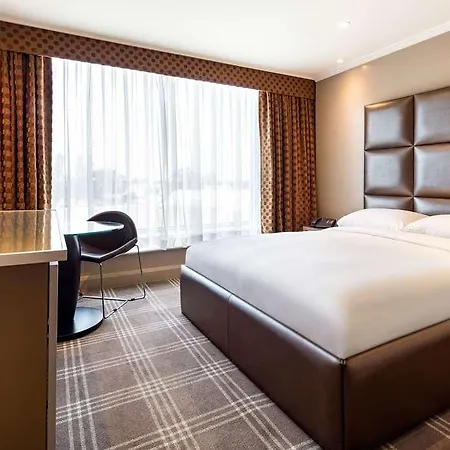 Radisson Blu Edwardian Heathrow And Conferen Hotell