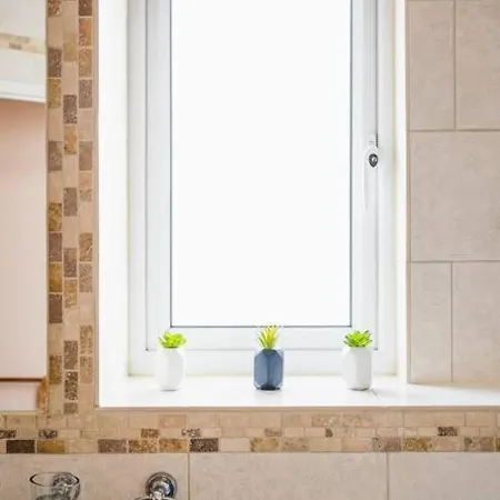 Apartment Wembley Arch View, 4-bed House, Drive For 2 Cars London