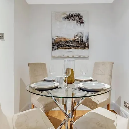 Apartment Spacious 1 Bedroom Apt Near Marble Arch London