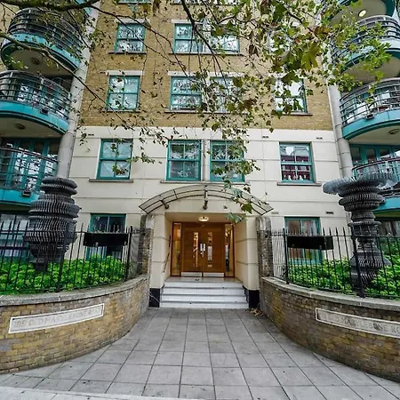 Spacious 1 Bedroom Apt Near Marble Arch Apartment