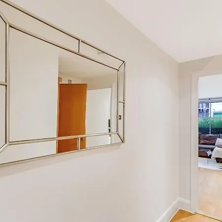Spacious 1 Bedroom Apt Near Marble Arch Apartment *