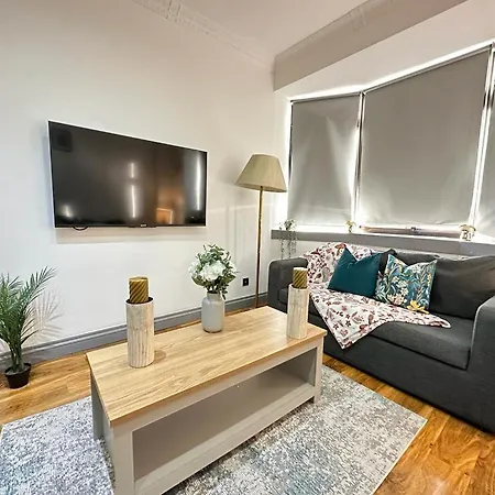 Stylish 1-bedroom And Living In London