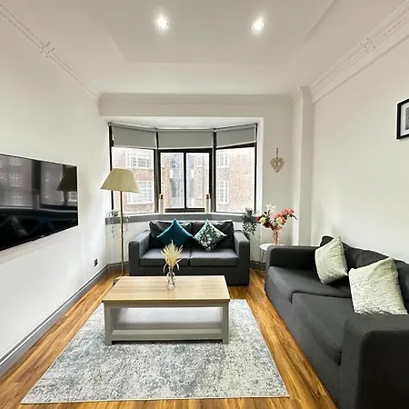 Apartment Stylish 1-bedroom And Living In *